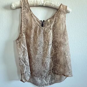 Myth New York Lightweight Gorgeous Sleeveless Blouse Shirt Top